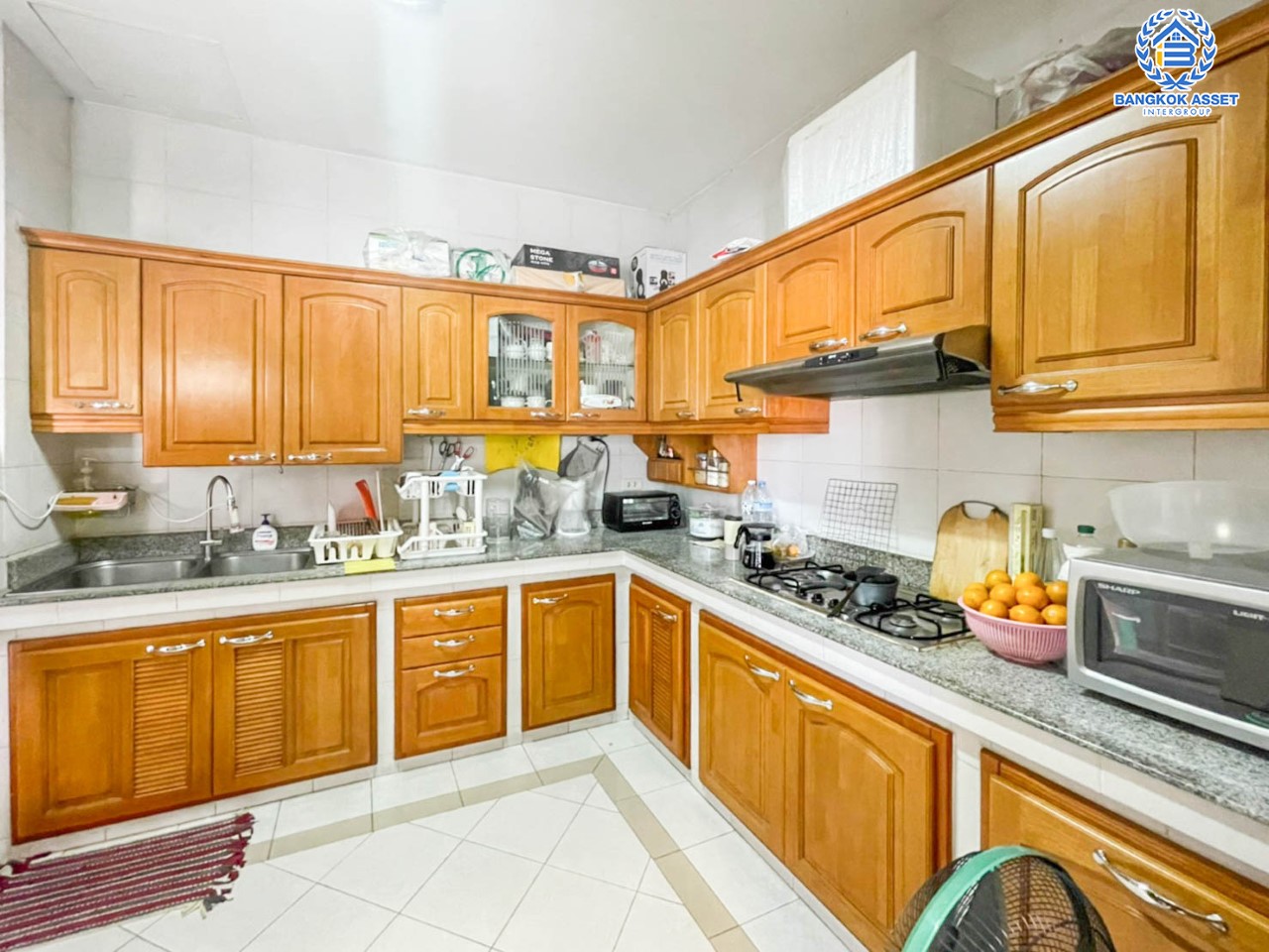 *****บ้านเดี่ยวมือสอง ซอยนาคนิวาส37 หลังใหญ่ เนื้อที่ 99 ตร.ว. ฟังก์ชัน 4 ห้องนอน 3 ห้องน้ำ 3 ที่จอดรถ บนทำเลใจกลางเมือง! เชื่อมต่อทั้ง ถ.ประเสริฐมนูญกิจ, ถ.ลาดพร้าว, ถ.รามอินทรา ใกล้ The Walk เกษตรนวมินทร์, ทางด่วน"ฉลองรัช"